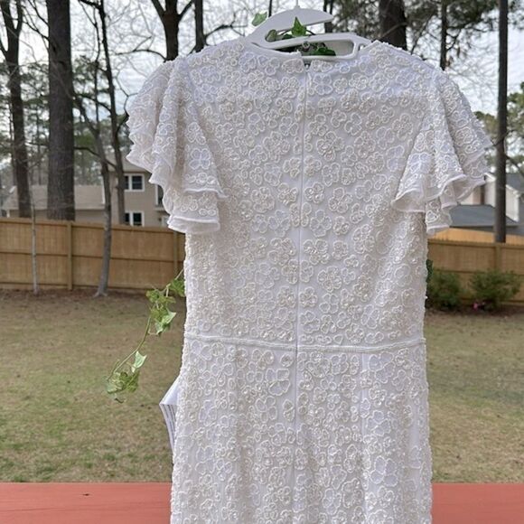 NWT! $1200 Mac Duggal flutter cap sleeve beaded White Formal/Wedding Dress SZ6 - Picture 13 of 17